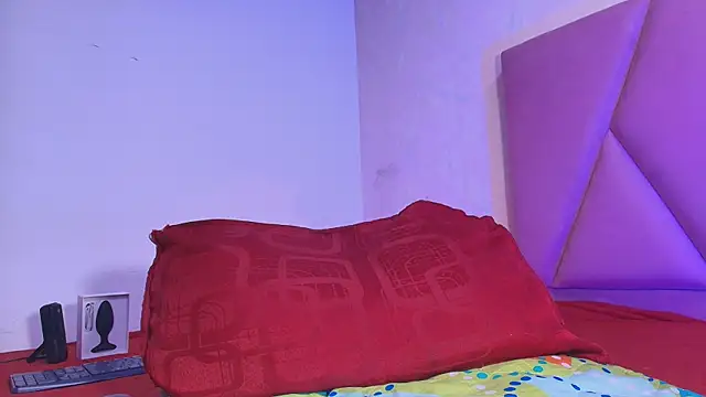 arl chloee online show from 10.29.25