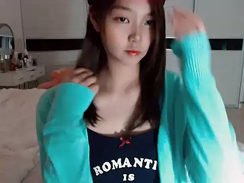 -Lucky Girl online show from 12.13.24