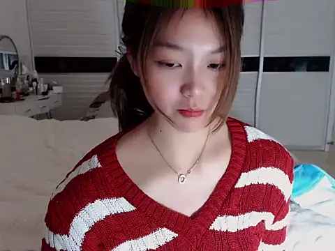 -Lucky Girl online show from 12.17.24