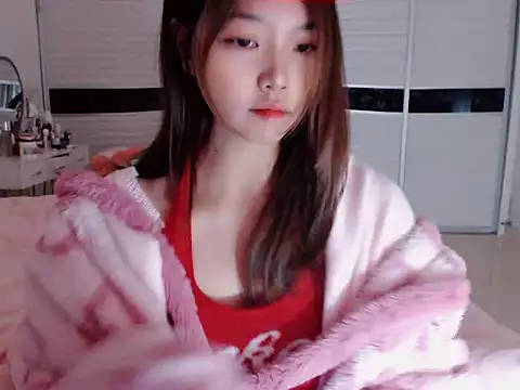 -Lucky Girl online show from 12.21.24