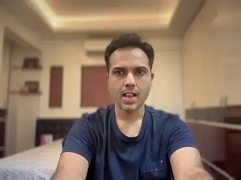 Snapshot of immog727 chatting on 10.19.25 immog727 online show from 10.19.25