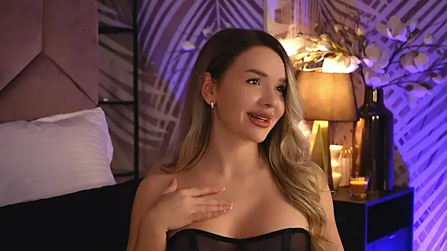 KatyaBelle online show from 11.17.25