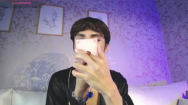 Snapshot of ChristianM_18 chatting on 03.14.25 ChristianM 18 online show from 03.14.25