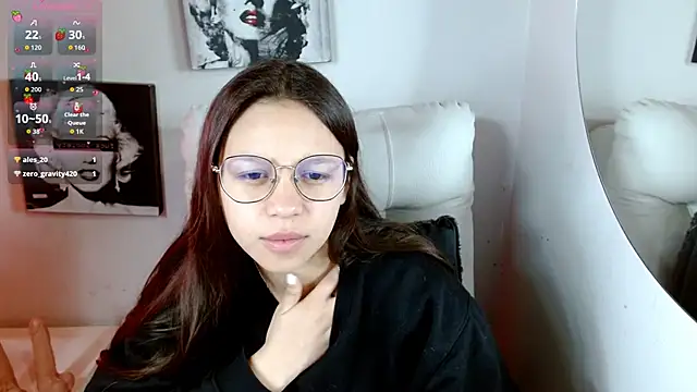 SamanthaRoldaan online show from 10.11.25