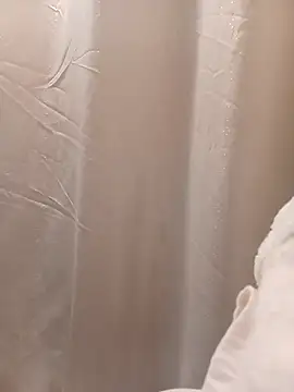 Snapshot of AutumnLights420 chatting on 09.14.25 AutumnLights420 online show from 09.14.25