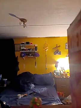 Snapshot of AutumnLights420 chatting on 10.22.25 AutumnLights420 online show from 10.22.25