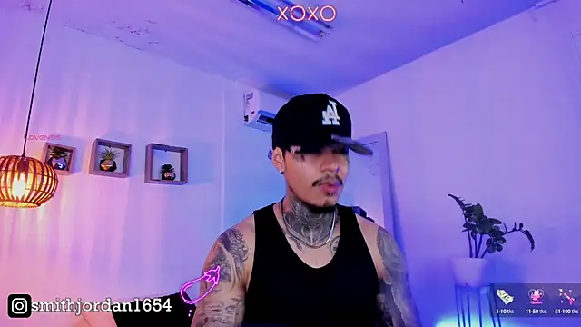 Snapshot of JordanSmiith_ chatting on 01.11.25 JordanSmiith  online show from 01.11.25