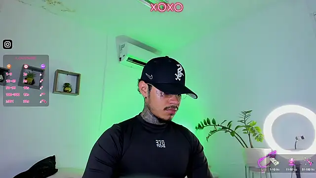 Snapshot of JordanSmiith_ chatting on 01.21.25 JordanSmiith  online show from 01.21.25