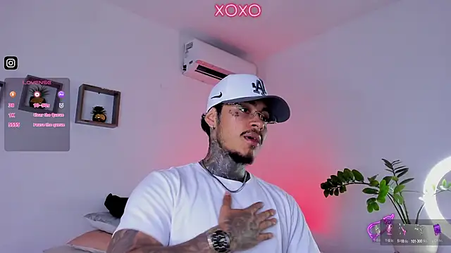 Snapshot of JordanSmiith_ chatting on 01.23.25 JordanSmiith  online show from 01.23.25