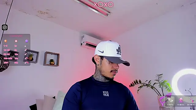 Snapshot of JordanSmiith_ chatting on 01.24.25 JordanSmiith  online show from 01.24.25