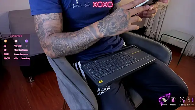 Snapshot of JordanSmiith_ chatting on 01.29.25 JordanSmiith  online show from 01.29.25