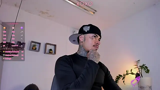 Snapshot of JordanSmiith_ chatting on 01.31.25 JordanSmiith  online show from 01.31.25