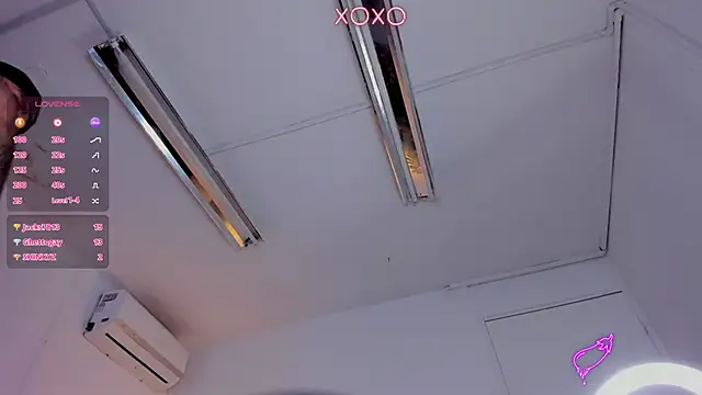 Snapshot of JordanSmiith_ chatting on 02.06.25 JordanSmiith  online show from 02.06.25