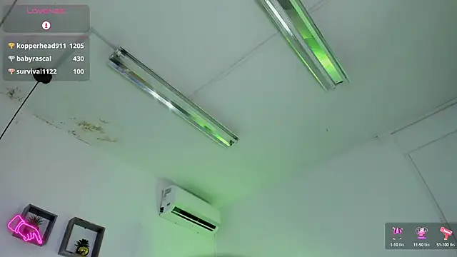 Snapshot of JordanSmiith_ chatting on 02.22.25 JordanSmiith  online show from 02.22.25