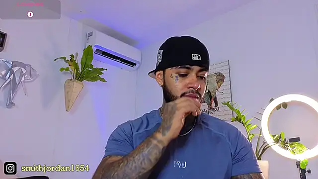 Snapshot of JordanSmiith_ chatting on 09.12.25 JordanSmiith  online show from 09.12.25