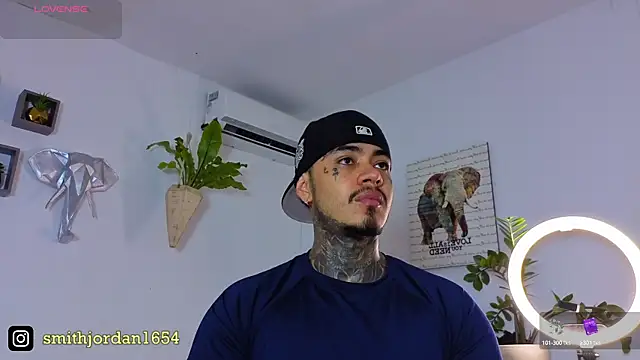 Snapshot of JordanSmiith_ chatting on 10.01.25 JordanSmiith  online show from 10.01.25