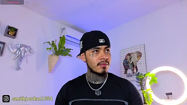 Snapshot of JordanSmiith_ chatting on 10.13.25 JordanSmiith  online show from 10.13.25