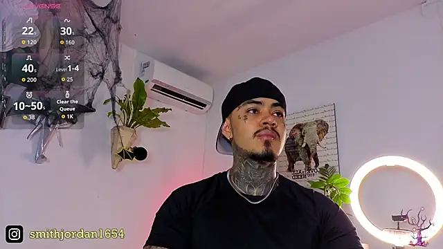 Snapshot of JordanSmiith_ chatting on 11.01.25 JordanSmiith  online show from 11.01.25