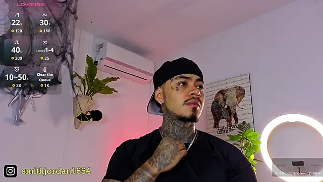 Snapshot of JordanSmiith_ chatting on 11.02.25 JordanSmiith  online show from 11.02.25