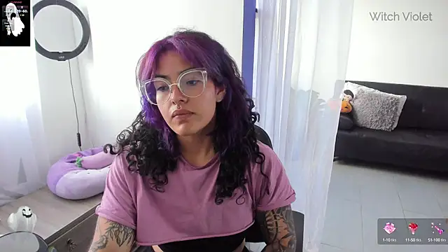 Snapshot of witchviolet chatting on 01.23.25 witchviolet online show from 01.23.25