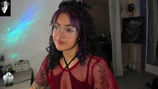 Snapshot of witchviolet chatting on 02.19.25 witchviolet online show from 02.19.25