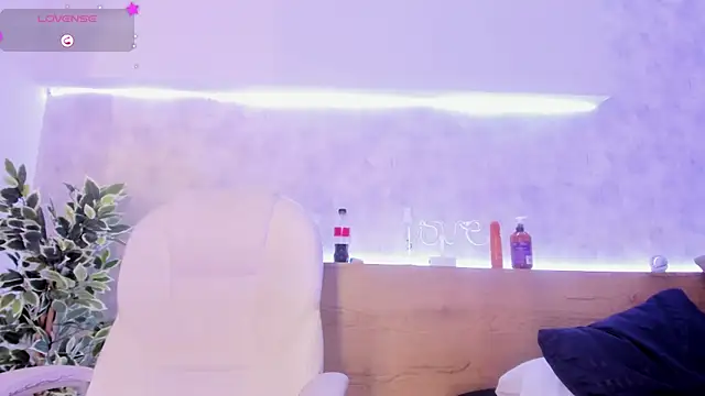 Snapshot of tatijara chatting on 01.26.25 tatijara online show from 01.26.25