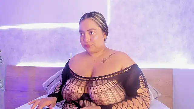 Snapshot of tatijara chatting on 02.06.25 tatijara online show from 02.06.25