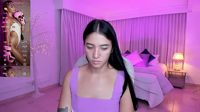 Snapshot of Antonella_Grayy chatting on 01.17.25 Antonella Grayy online show from 01.17.25