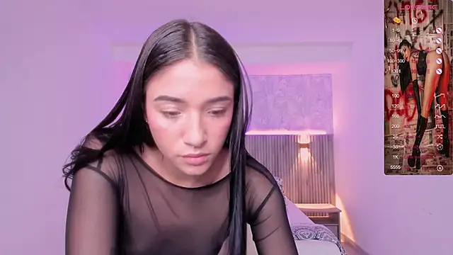 Snapshot of Antonella_Grayy chatting on 03.21.25 Antonella Grayy online show from 03.21.25