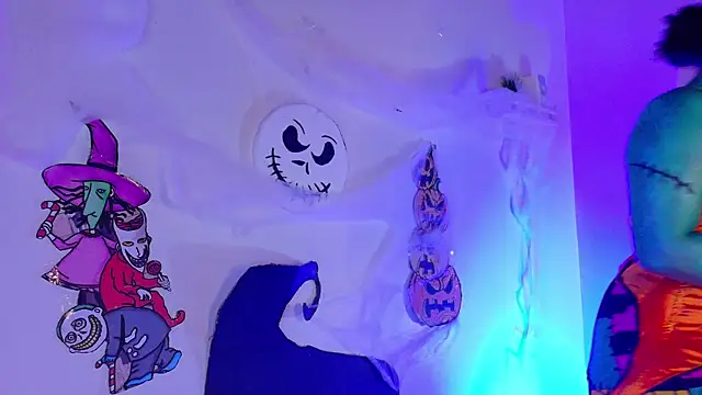 eva daemon online show from 10.31.25