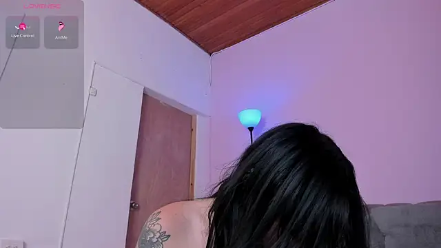 Snapshot of zoe6x chatting on 09.19.25 zoe6x online show from 09.19.25