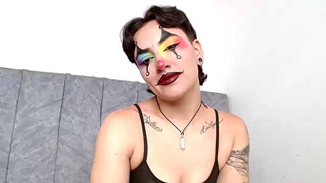 linda 33 online show from 10.07.25