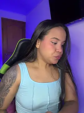 Snapshot of leila_22 chatting on 02.04.26 leila 22 online show from 02.04.26