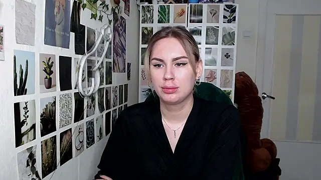 CapriScorpion online show from 10.02.25