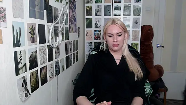 CapriScorpion online show from 11.23.25