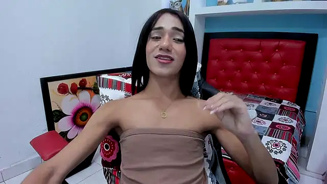 KatrinaQueen1 online show from 01.18.25