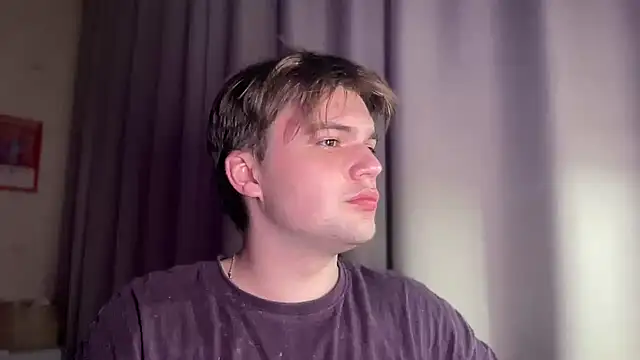 superfluboy  online show from 03.11.25