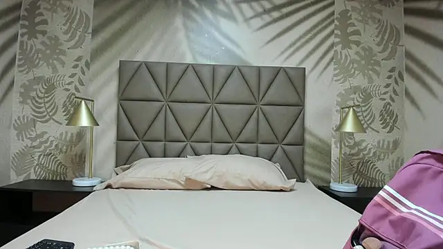 AnneDixie online show from 04.01.26