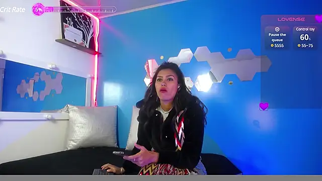 Snapshot of CarolRodriguez_ chatting on 01.18.25 CarolRodriguez  online show from 01.18.25