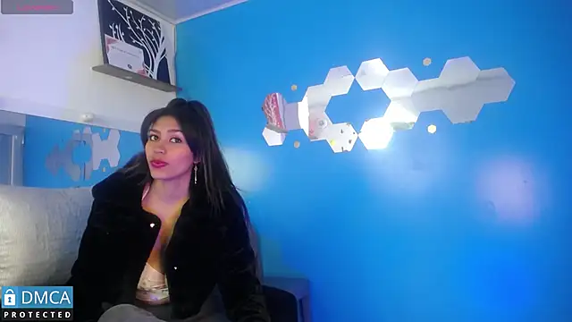 Snapshot of CarolRodriguez_ chatting on 01.24.25 CarolRodriguez  online show from 01.24.25
