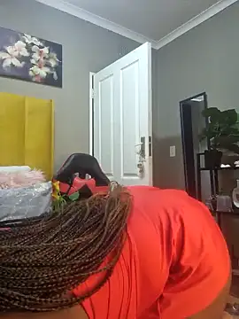 Bustygoddess32 online show from 12.31.24