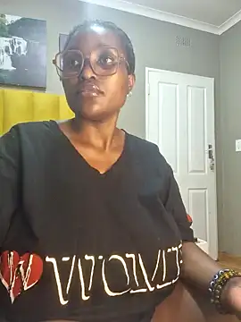 Bustygoddess32 online show from 12.31.24