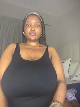 Bustygoddess32 online show from 10.07.25