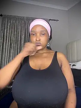 Bustygoddess32 online show from 11.05.25