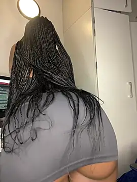 Bustygoddess32 online show from 01.14.26