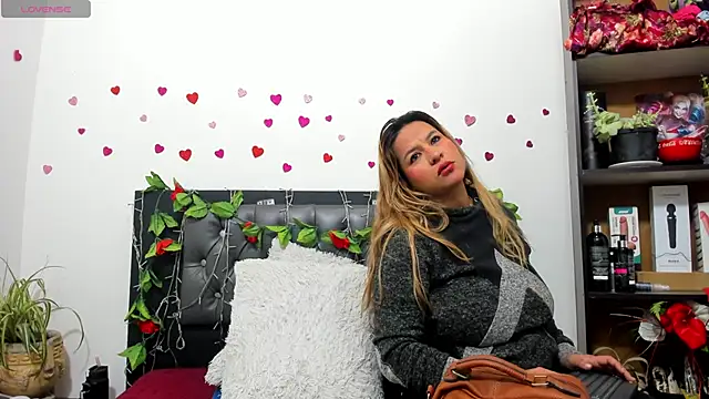 hazel 34 online show from 10.26.25