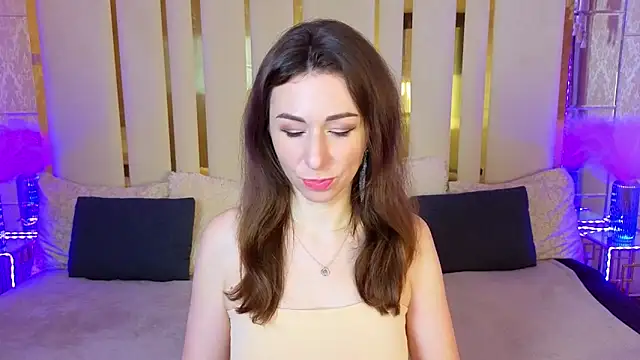 KimmmLi online show from 11.07.25