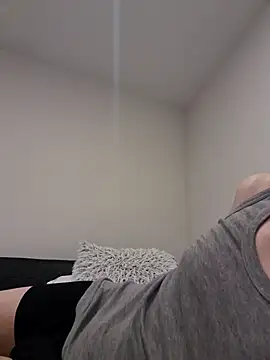 suarez1235 online show from 12.02.25