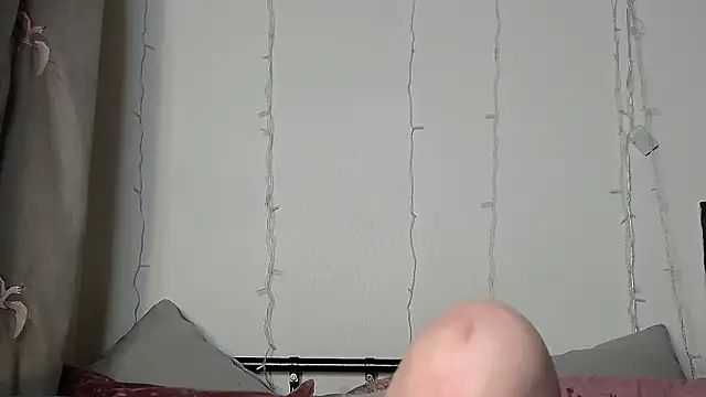 Snapshot of IrinaArt chatting on 01.31.25 IrinaArt online show from 01.31.25