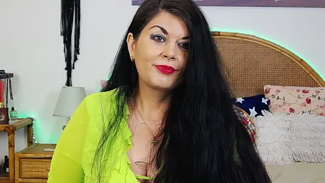 EllenGrace online show from 01.04.25